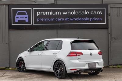 2015 Volkswagen GOLF GTI - Thumbnail