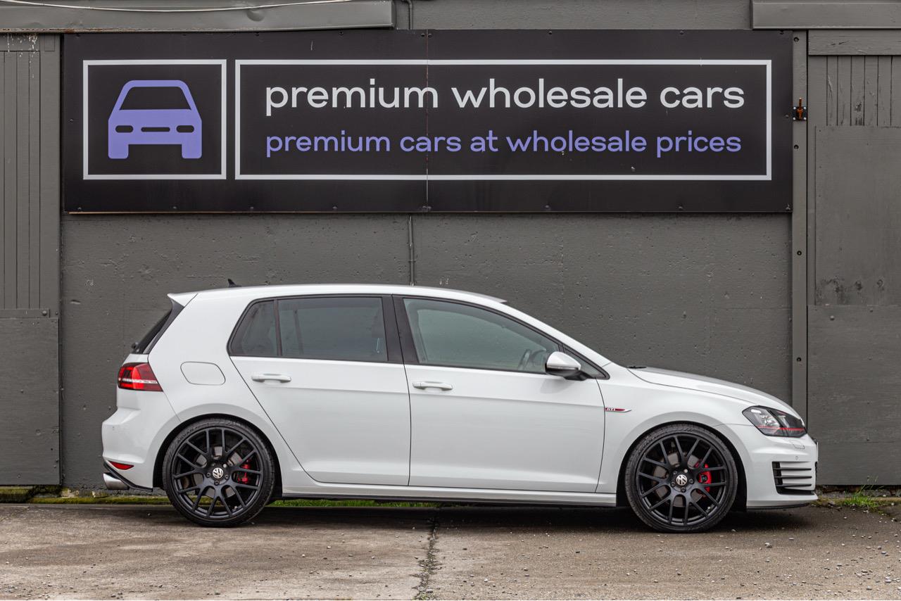 2015 Volkswagen GOLF GTI