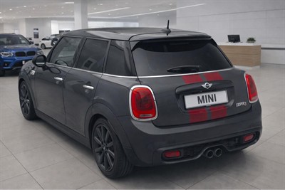 2017 BMW MINI MINI - Thumbnail
