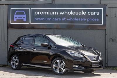 2017 Nissan Leaf - Thumbnail