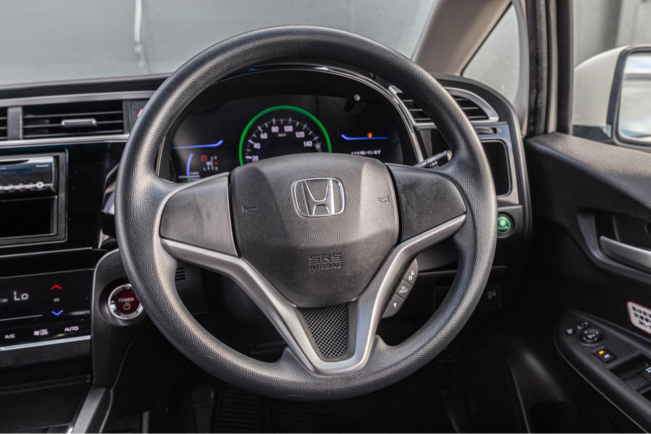 2015 Honda SHUTTLE