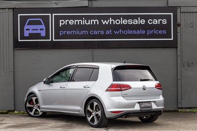 2014 Volkswagen GOLF GTI - Thumbnail
