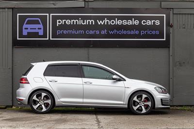 2014 Volkswagen GOLF GTI - Thumbnail