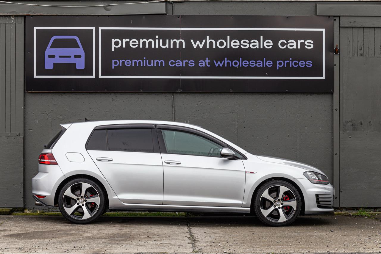 2014 Volkswagen GOLF GTI